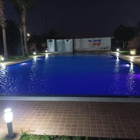 Appartement Haut Standing Vu Piscine マラケシュ エクステリア 写真